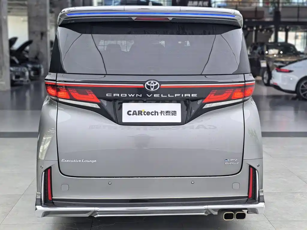 Toyota Vellfire 2024 — фото 4