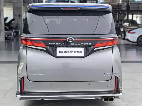 Toyota Vellfire 2024