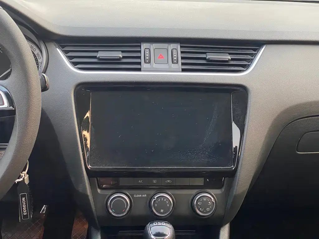 Skoda Octavia 2020 — фото 15