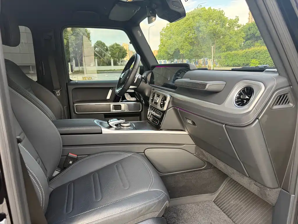 Mercedes-Benz G-Class 2024