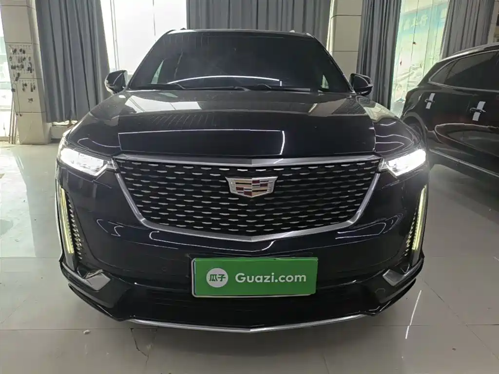 Cadillac XT6 2022 — фото 3