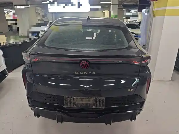 Volkswagen Distinctive 06 2025