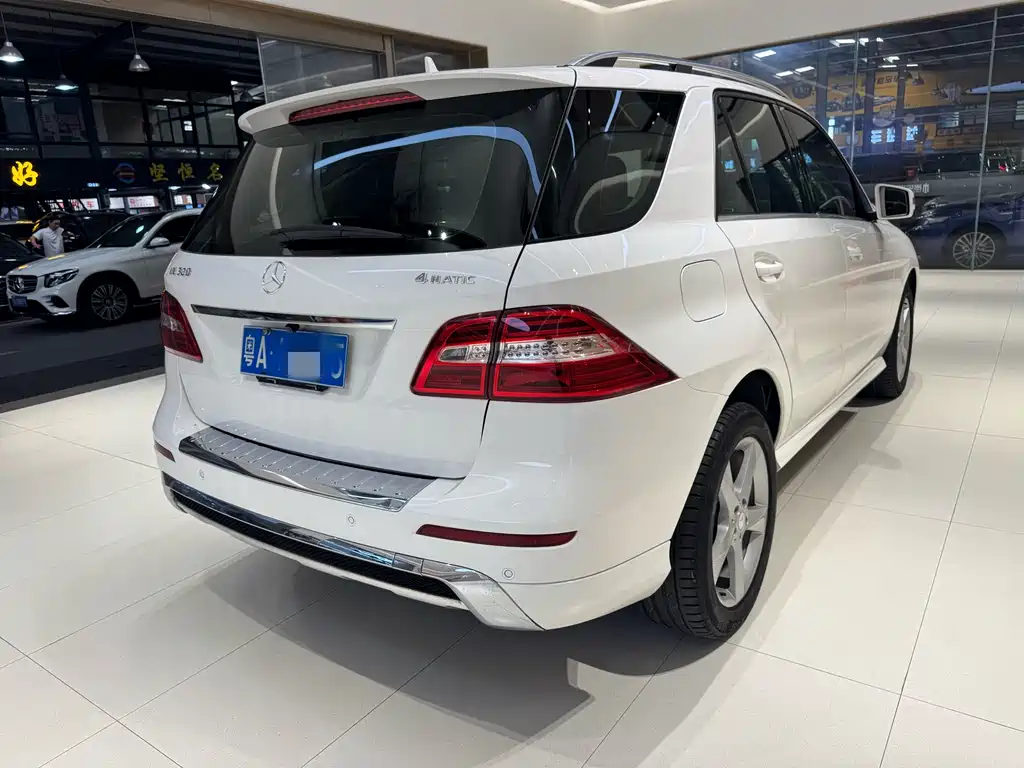Mercedes-Benz M-Class 2015 — фото 6