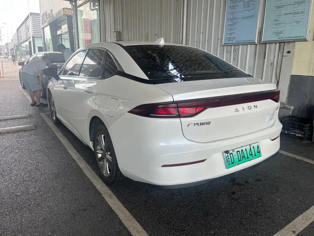 Aion S 2023