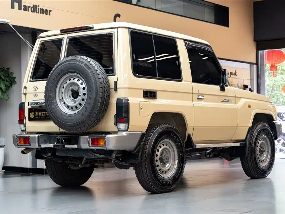 Toyota Land Cruiser 2024 — фото 4