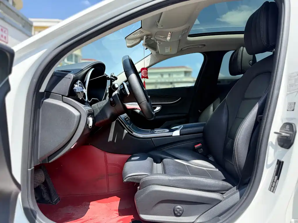 Mercedes-Benz C-Class 2020 — фото 18