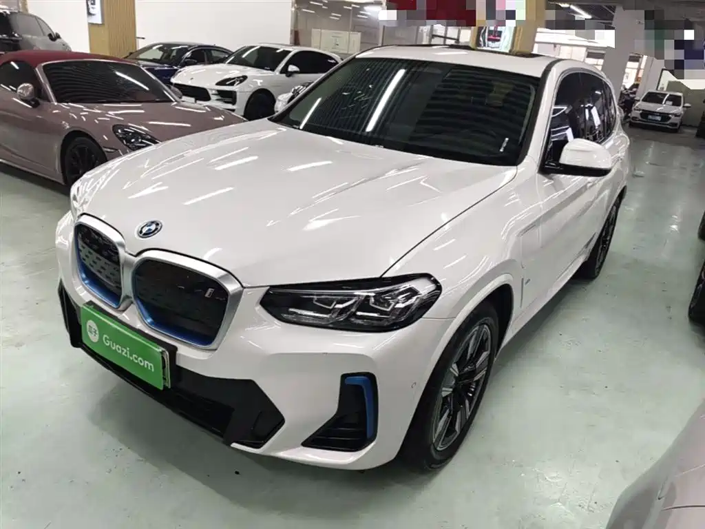 BMW iX3 2022 — фото 1