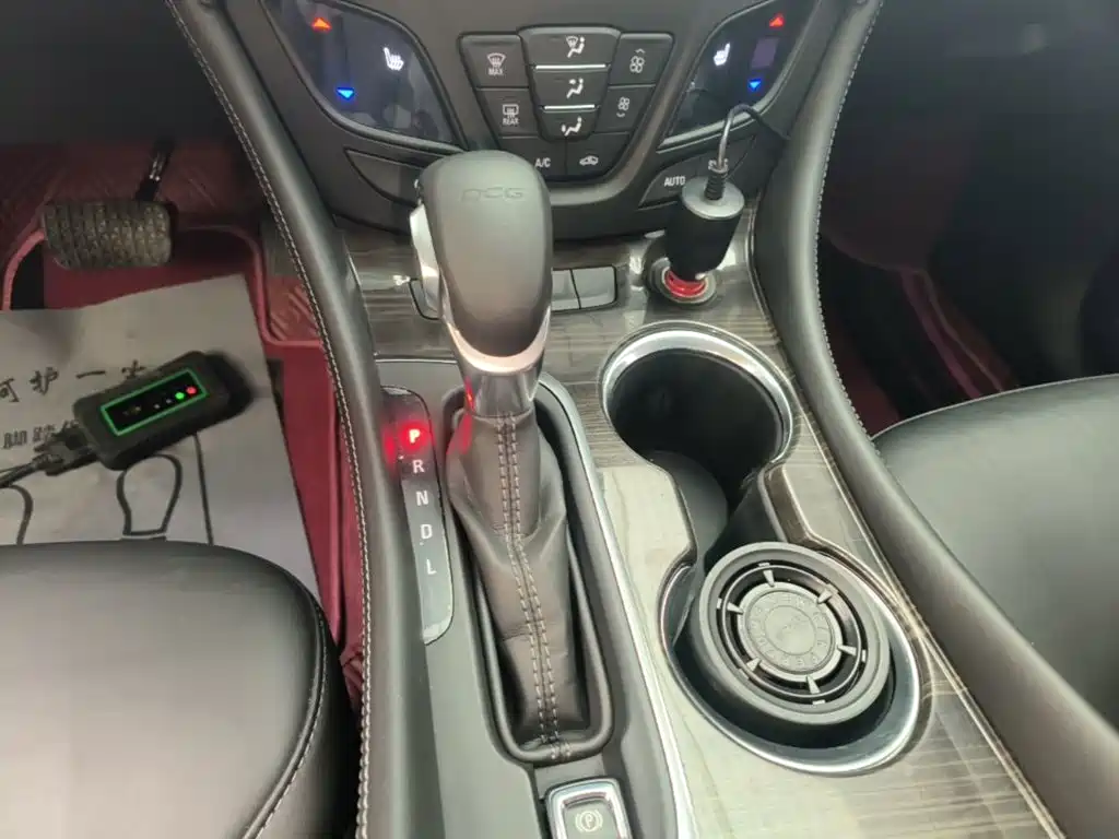 Buick Envision Plus 2017 — фото 14