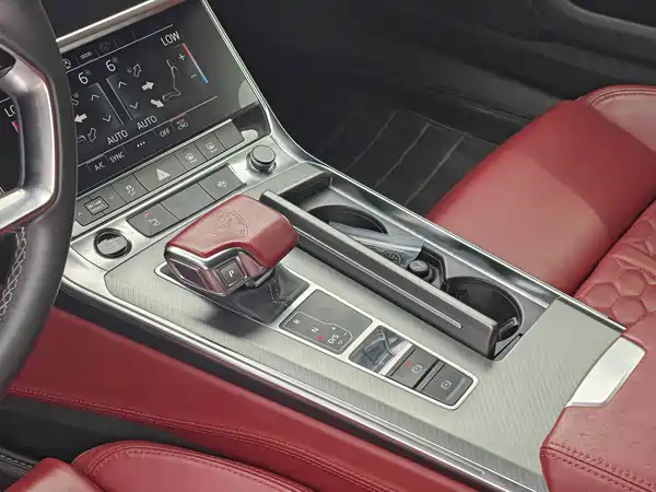 Audi A7L 2024