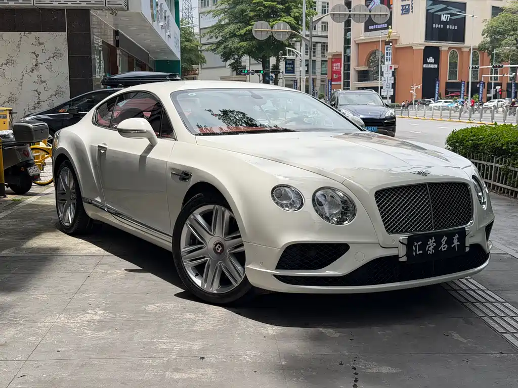 Bentley Continental 2017 — фото 3