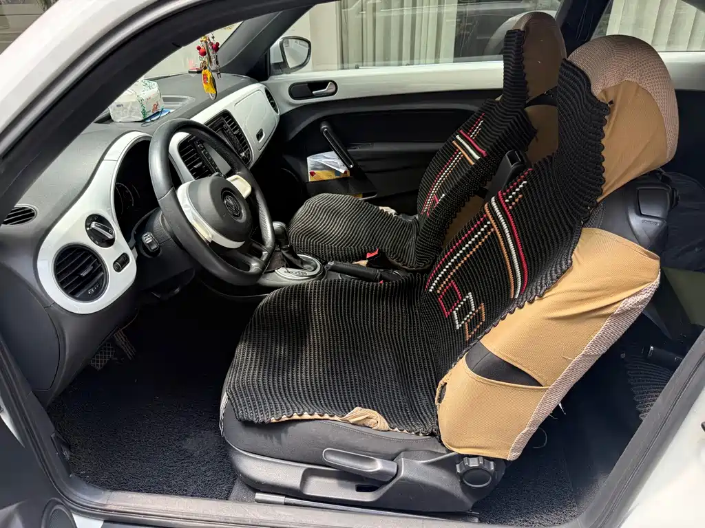 Volkswagen Beetle 2014