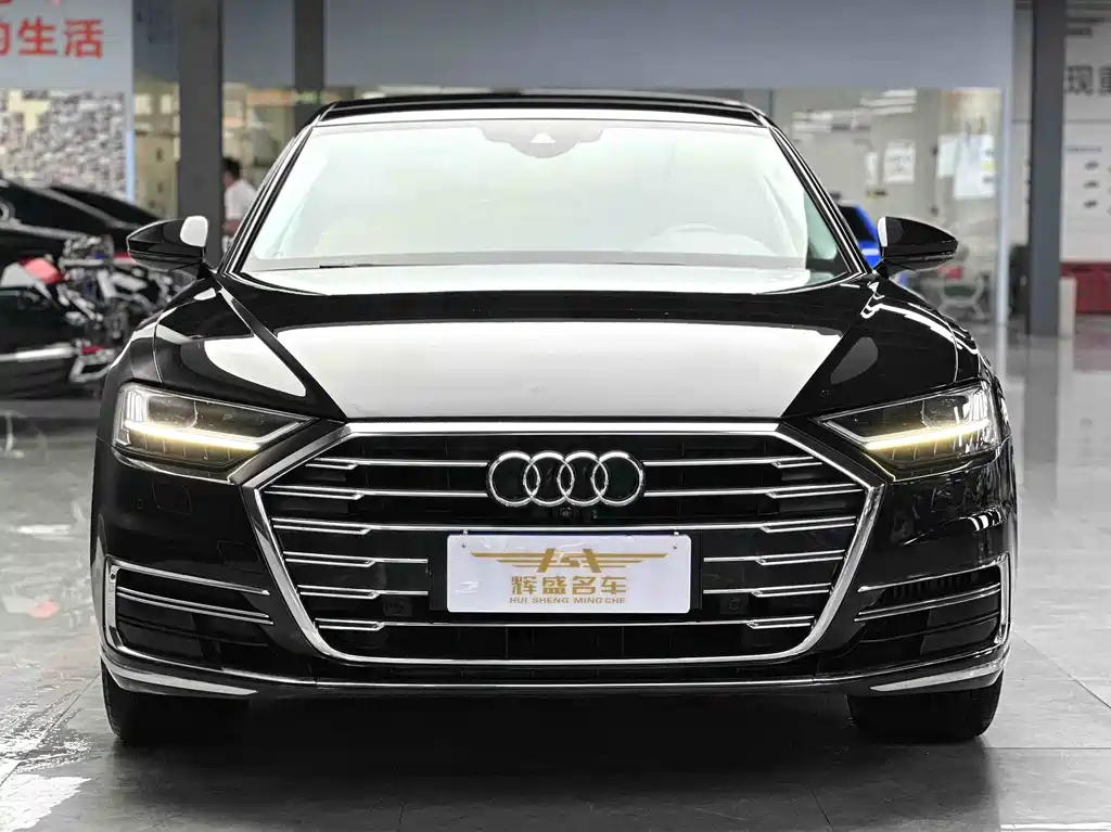 Audi A8 2020 — фото 2