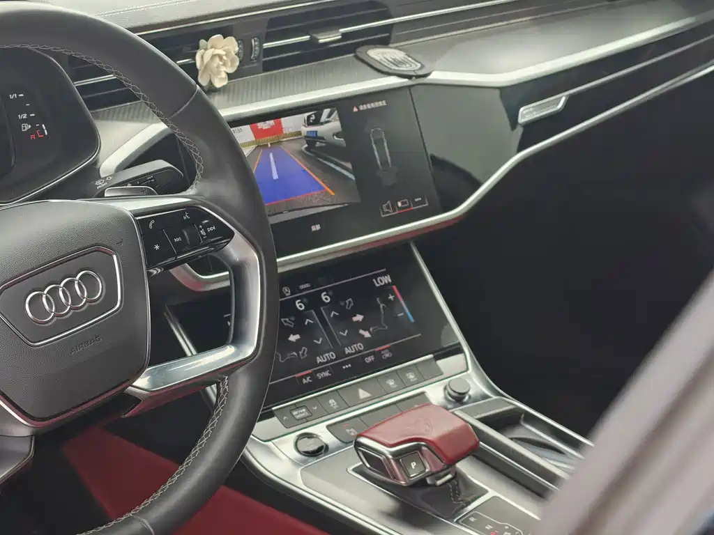 Audi A7L 2024 — фото 6