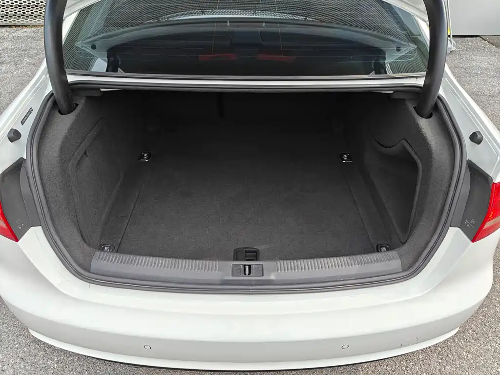 Audi A4L 2014