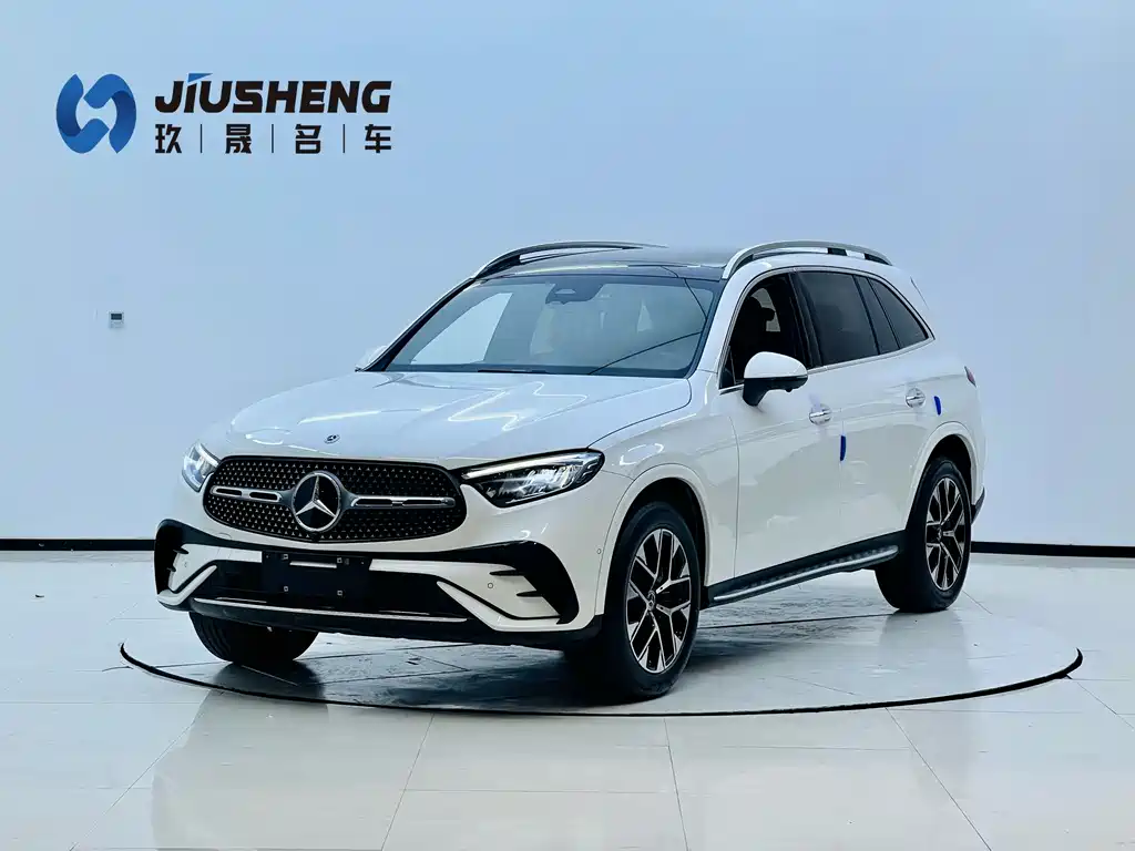 Mercedes-Benz GLC 2023