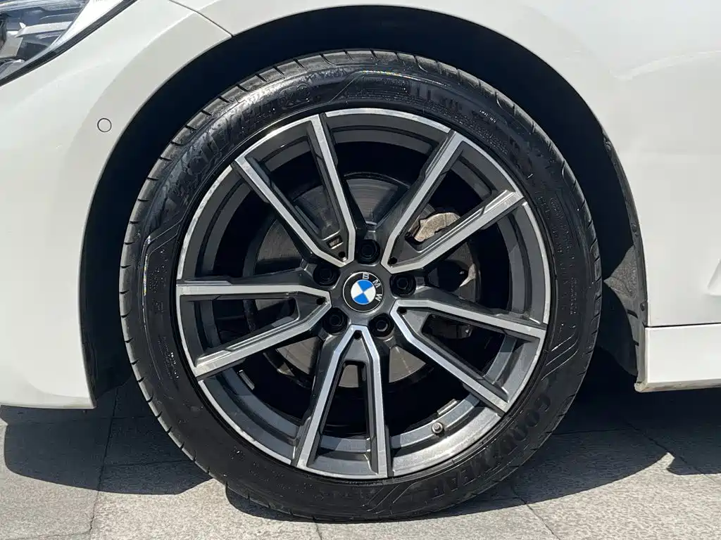 BMW 3 Series 2020 — фото 10