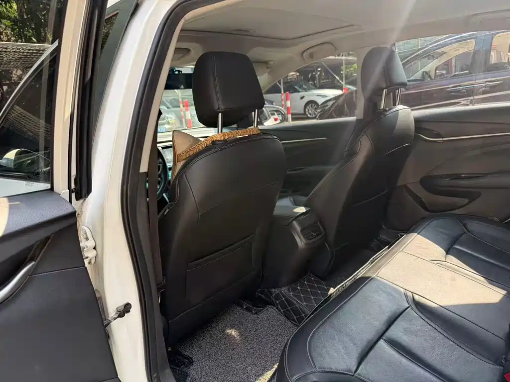 Buick Excelle 2019