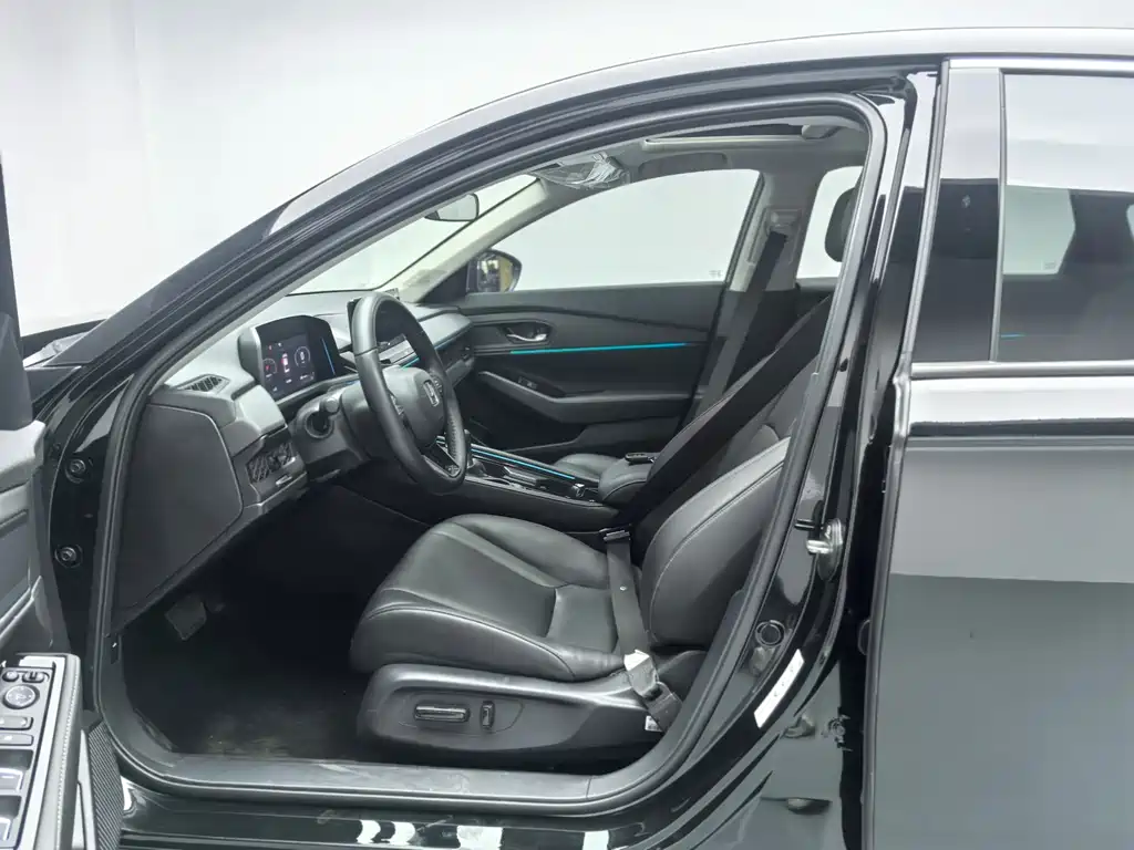 Honda Accord 2025 — фото 13