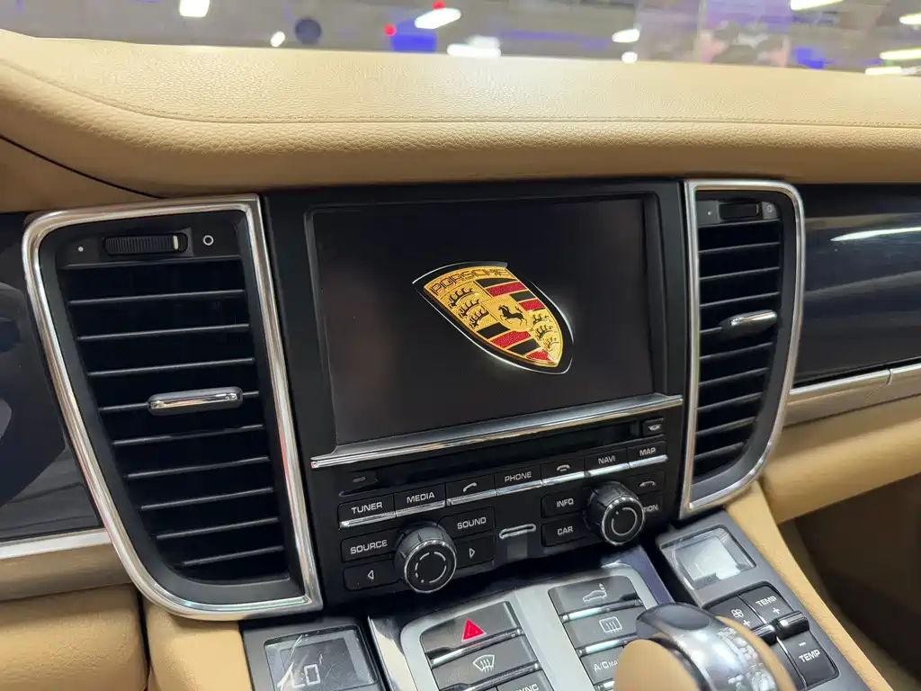 Porsche Panamera 2014 — фото 23