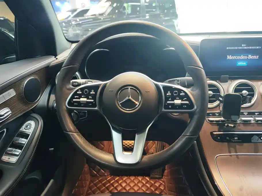 Mercedes-Benz GLC 2022 — фото 15