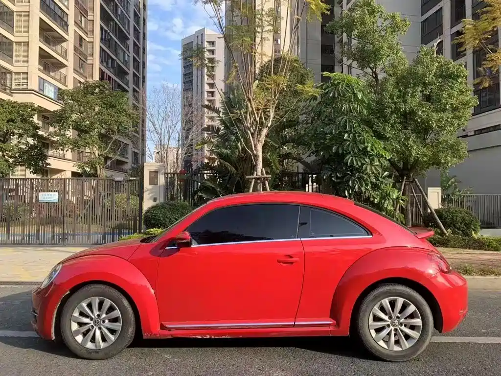 Volkswagen Beetle 2013