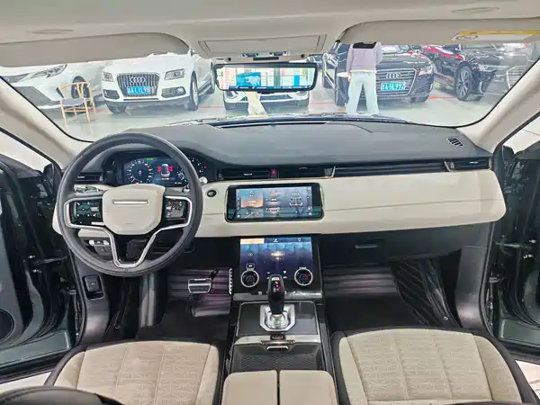 Land Rover Range Rover Evoque 2021