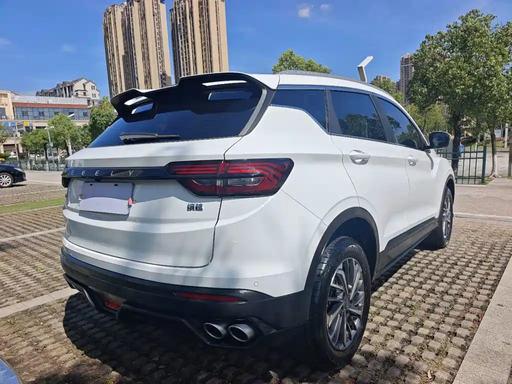 Geely Binyue 2022