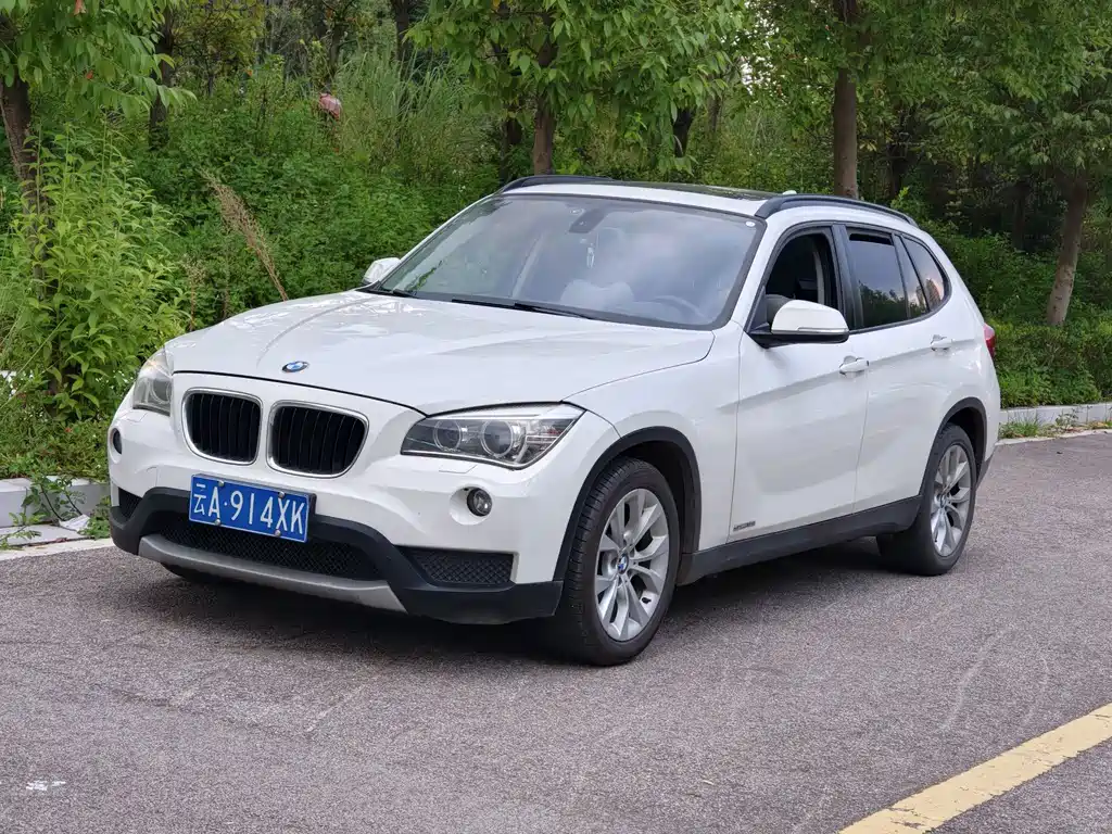 BMW X1 2013 — фото 1
