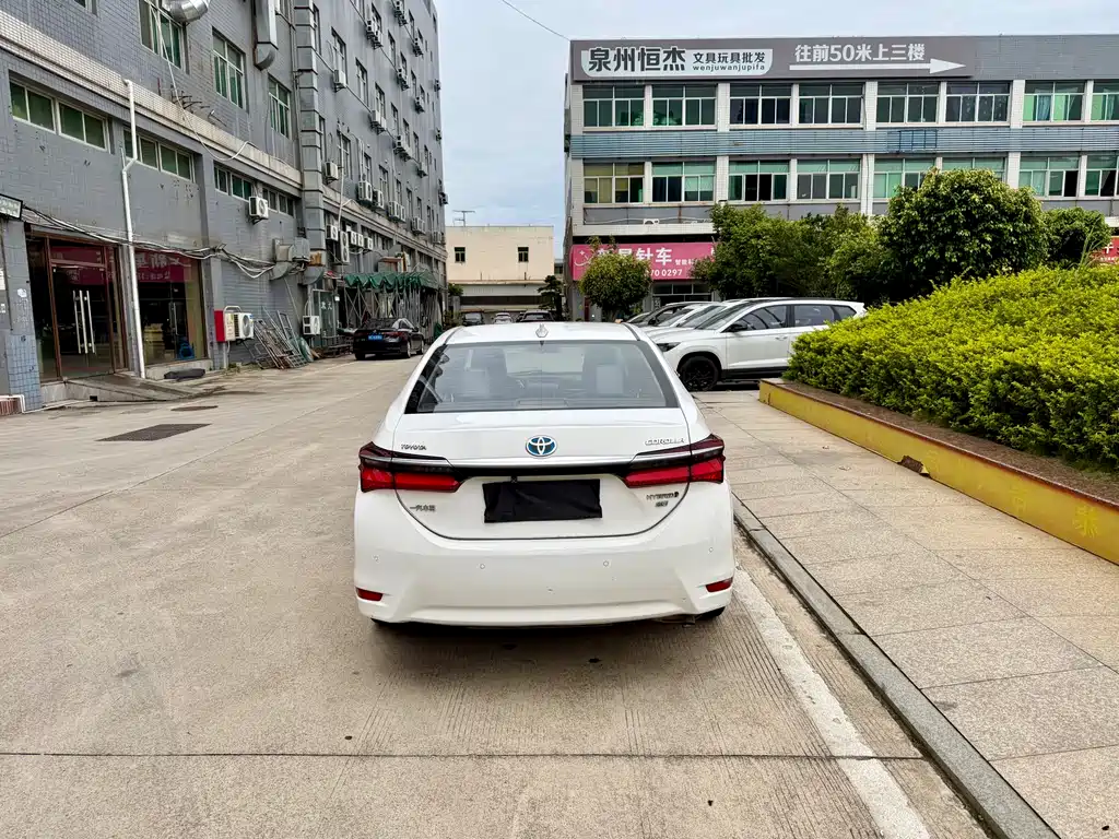 Toyota Corolla 2019 — фото 4