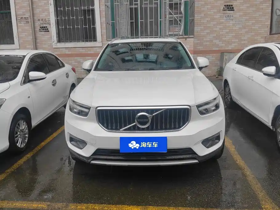 Volvo XC40 2020 — фото 2