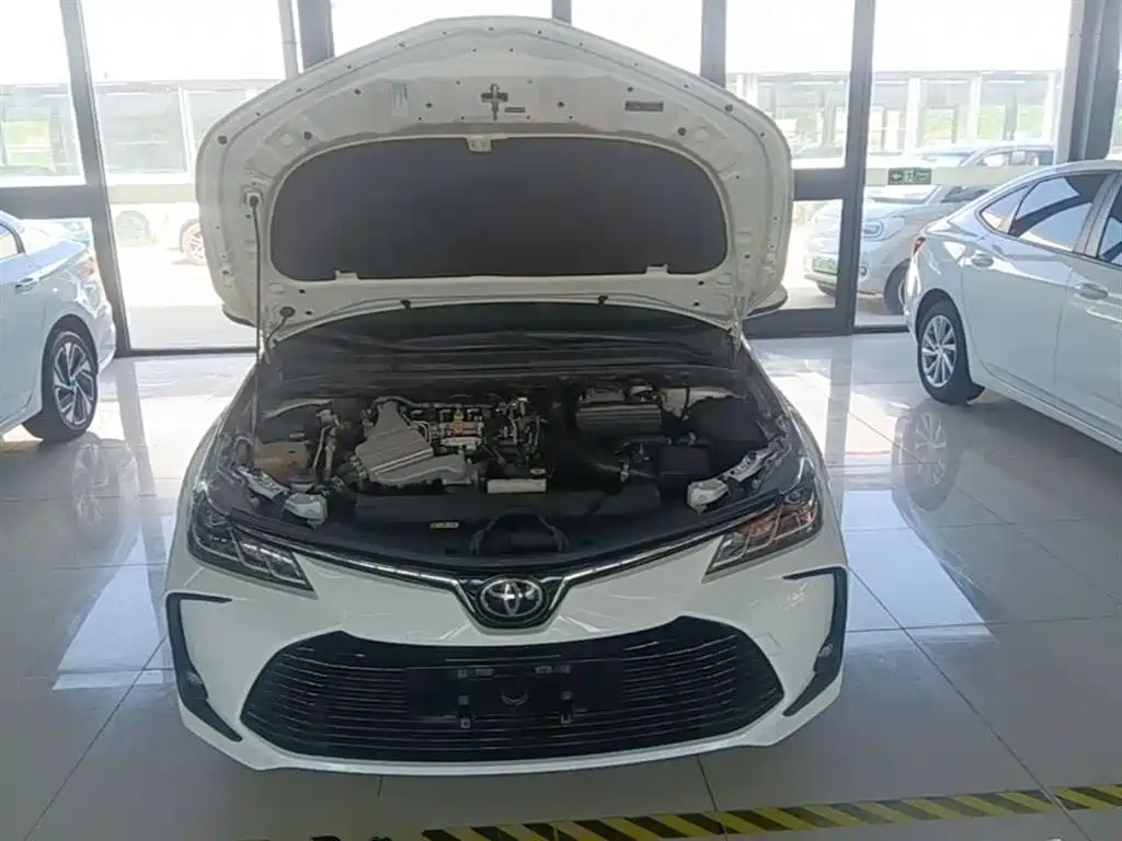 Toyota Corolla 2020 — фото 20