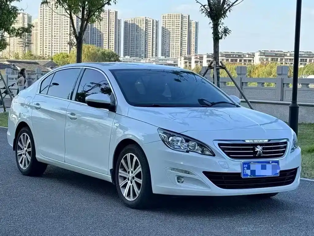 Peugeot 408 2016 — фото 3