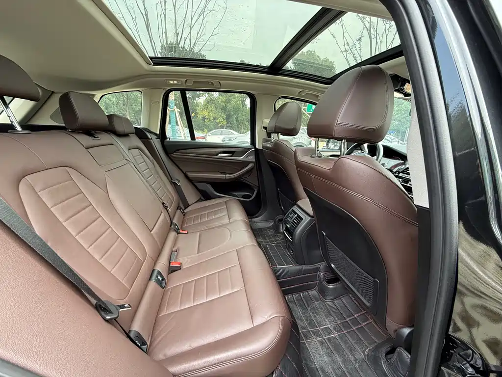 BMW X3 2020 — фото 12
