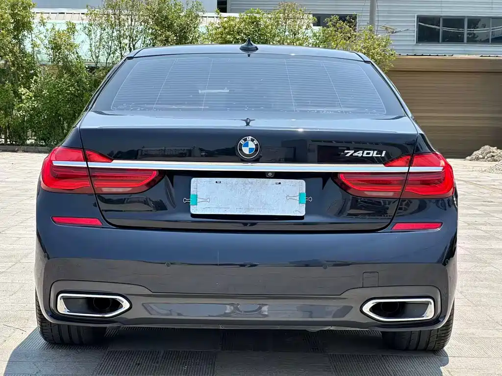 BMW 7 Series 2019