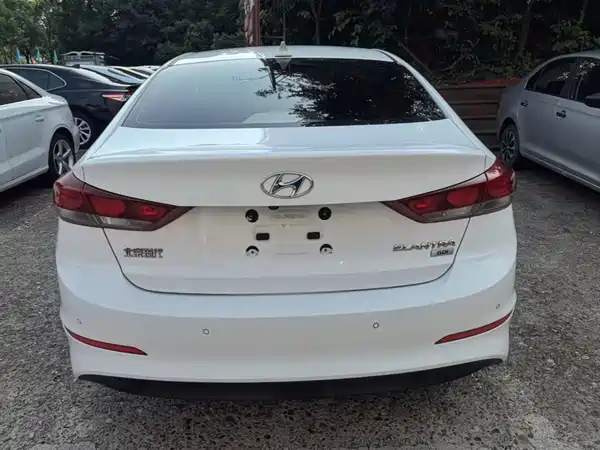 Hyundai Celesta 2017