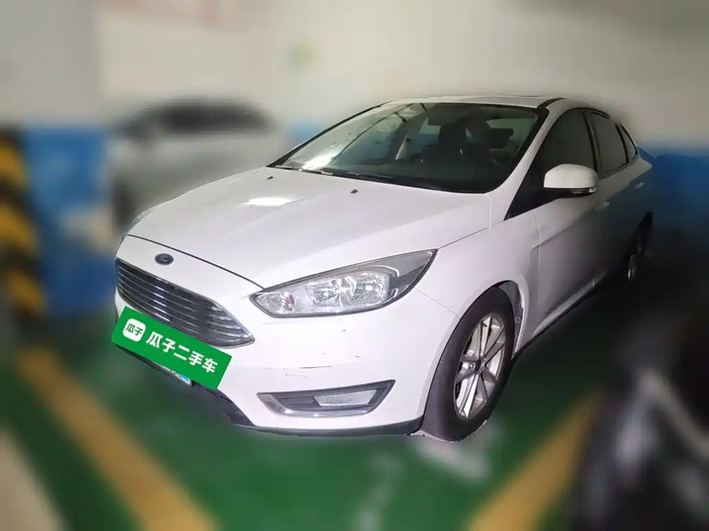 Ford Focus 2015 — фото 1