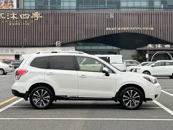 Subaru Forester 2016