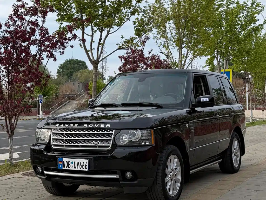 Land Rover Range Rover 2012 — фото 1