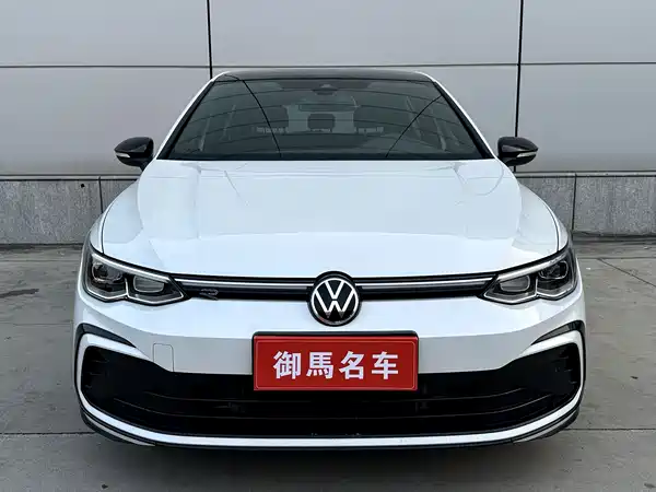 Volkswagen Golf 2022