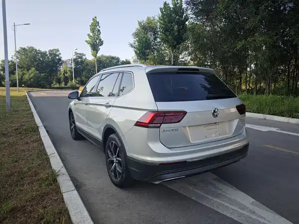 Volkswagen Tiguan L 2018