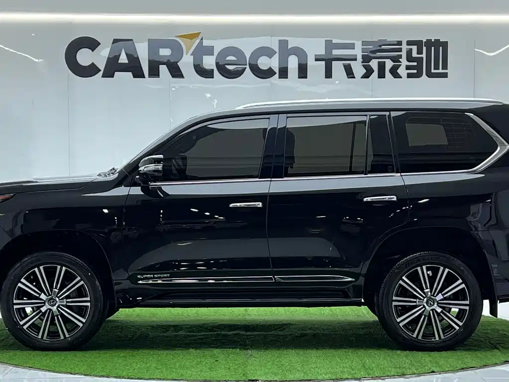 Lexus LX 2019 — фото 3