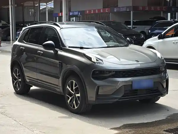 Lynk & Co 01 2020