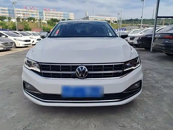 Volkswagen Bora 2021