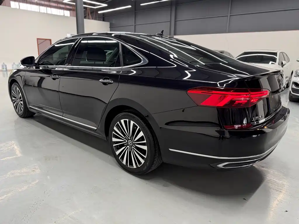 Volkswagen Passat 2020 — фото 4