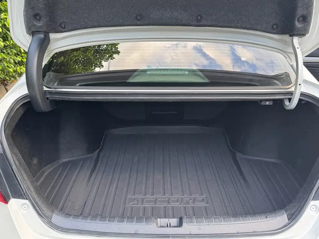 Honda Accord 2021 — фото 14