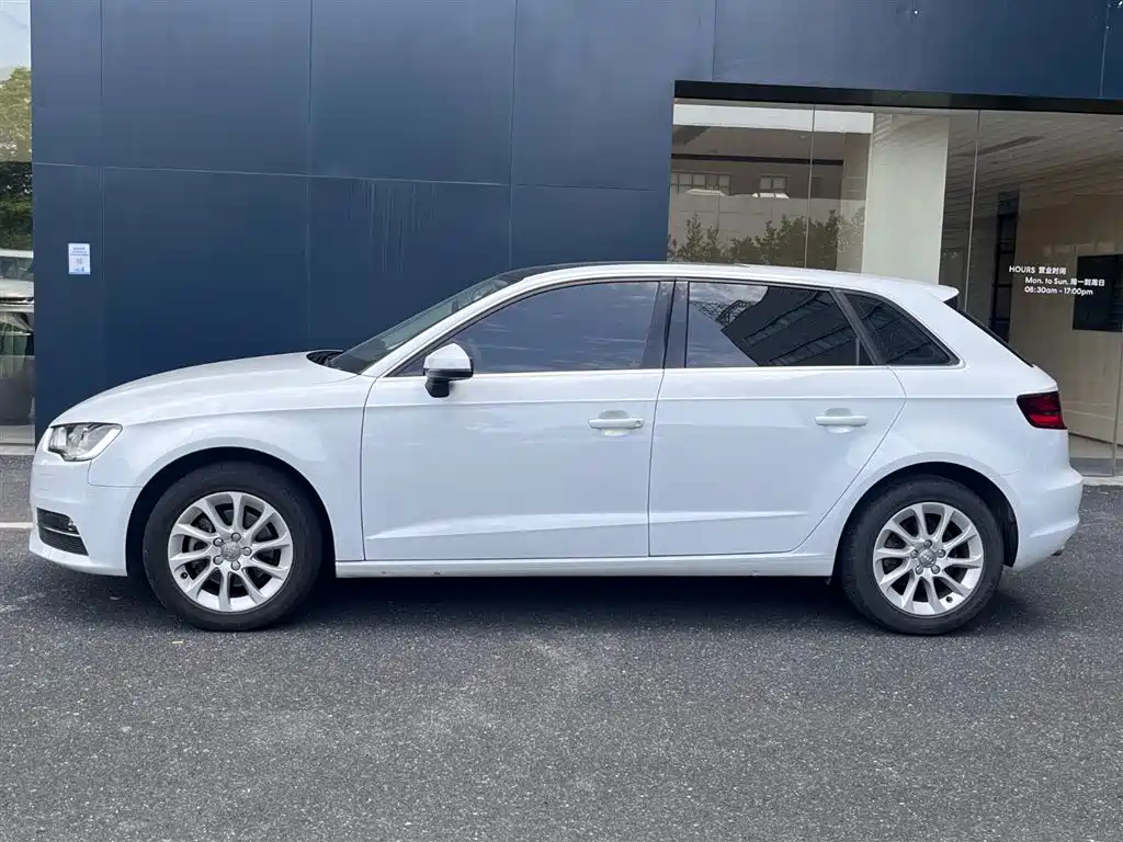 Audi A3 2015 — фото 4
