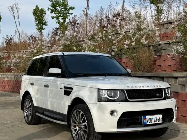 Land Rover Range Rover Sport 2011