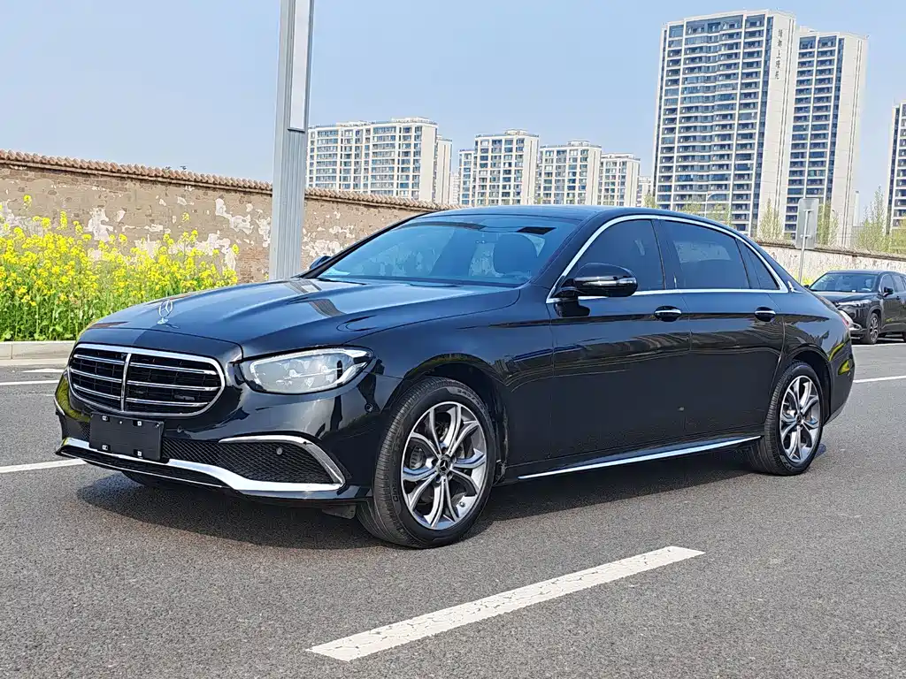 Mercedes-Benz E-Class 2021 — фото 1