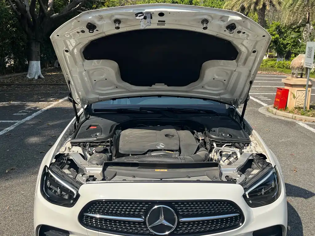Mercedes-Benz E-Class 2021 — фото 14