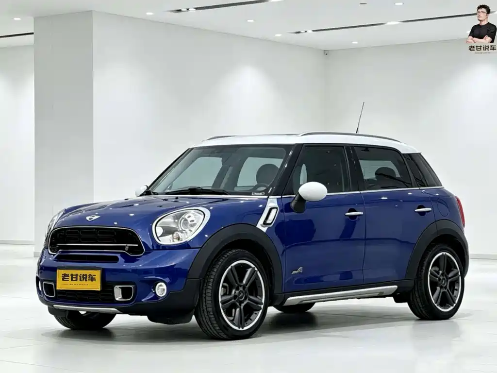 MINI Countryman 2016